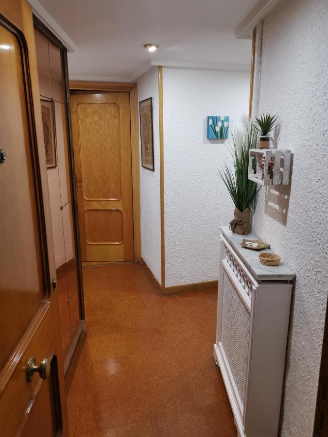 Comoda Vivienda En Huesca Luaran gambar