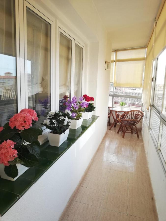 Comoda Vivienda En Huesca Luaran gambar